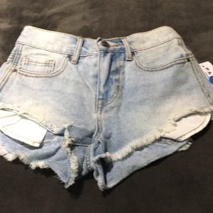 Bullhead denim high rise shorts SZ 1 / 22 NWT